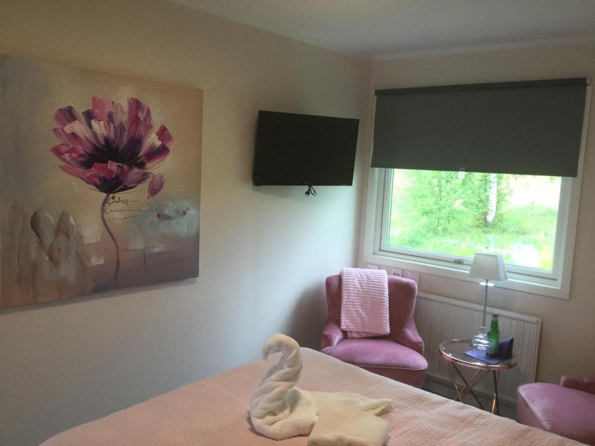 Rättvik Bed And Breakfast Fyra Haestar מראה חיצוני תמונה