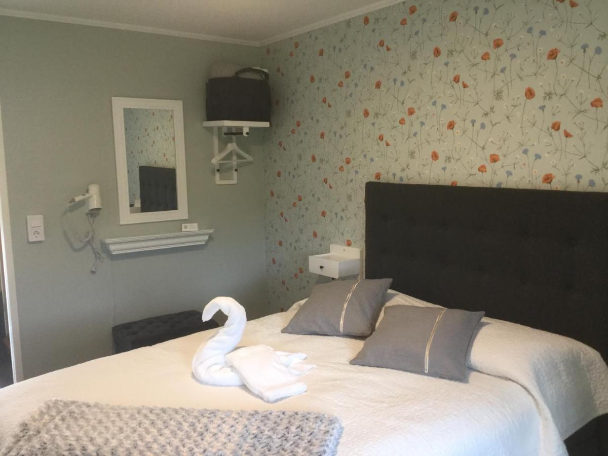 Rättvik Bed And Breakfast Fyra Haestar מראה חיצוני תמונה