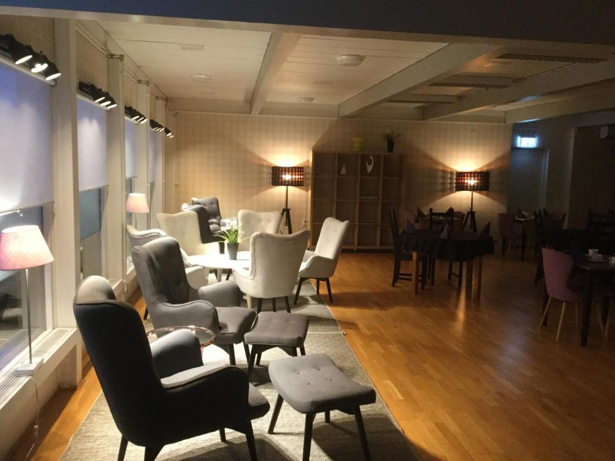 Rättvik Bed And Breakfast Fyra Haestar מראה חיצוני תמונה