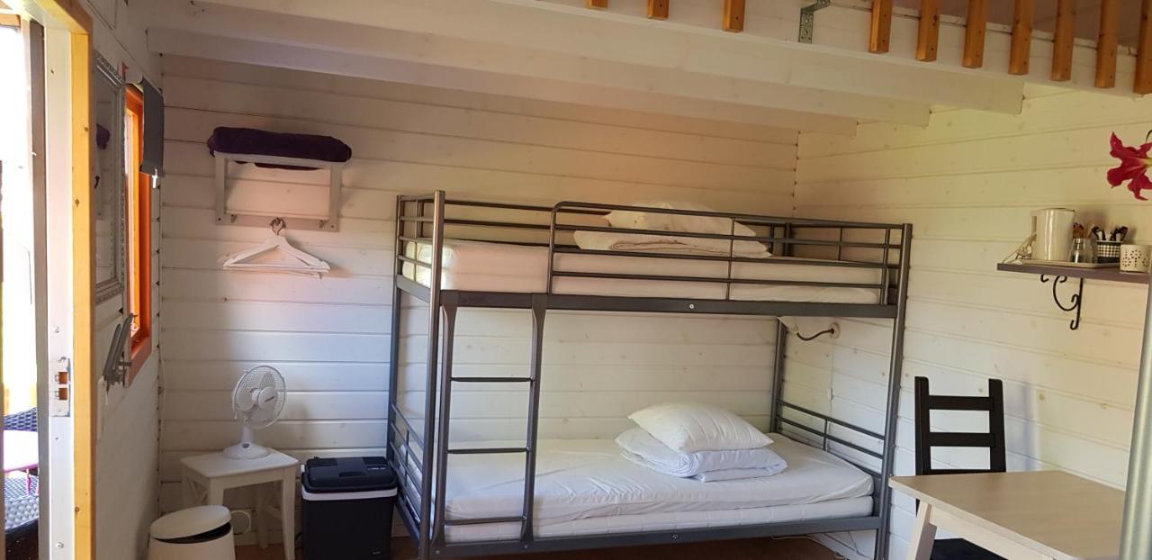 Rättvik Bed And Breakfast Fyra Haestar מראה חיצוני תמונה